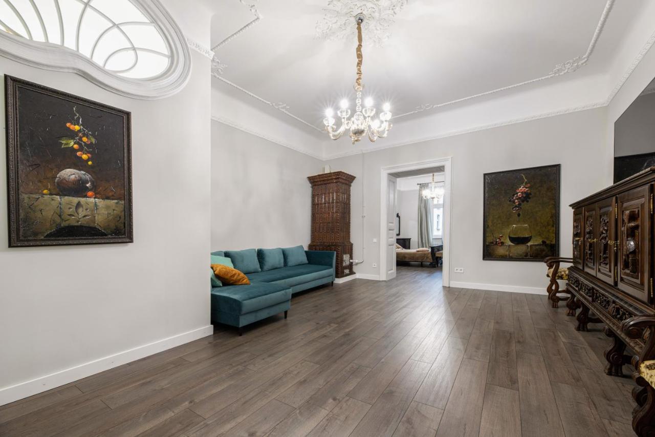 3 Room Apartments , Rohatyntsyv Street Lviv Luaran gambar