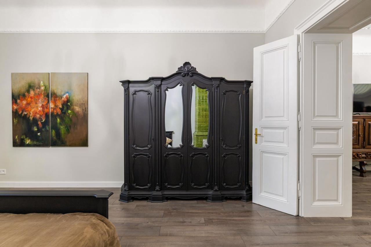 3 Room Apartments , Rohatyntsyv Street Lviv Luaran gambar
